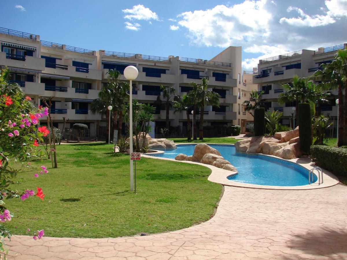Апартаменты Apartamento En La Calma Con Vistas A La Piscina Аликанте Экстерьер фото