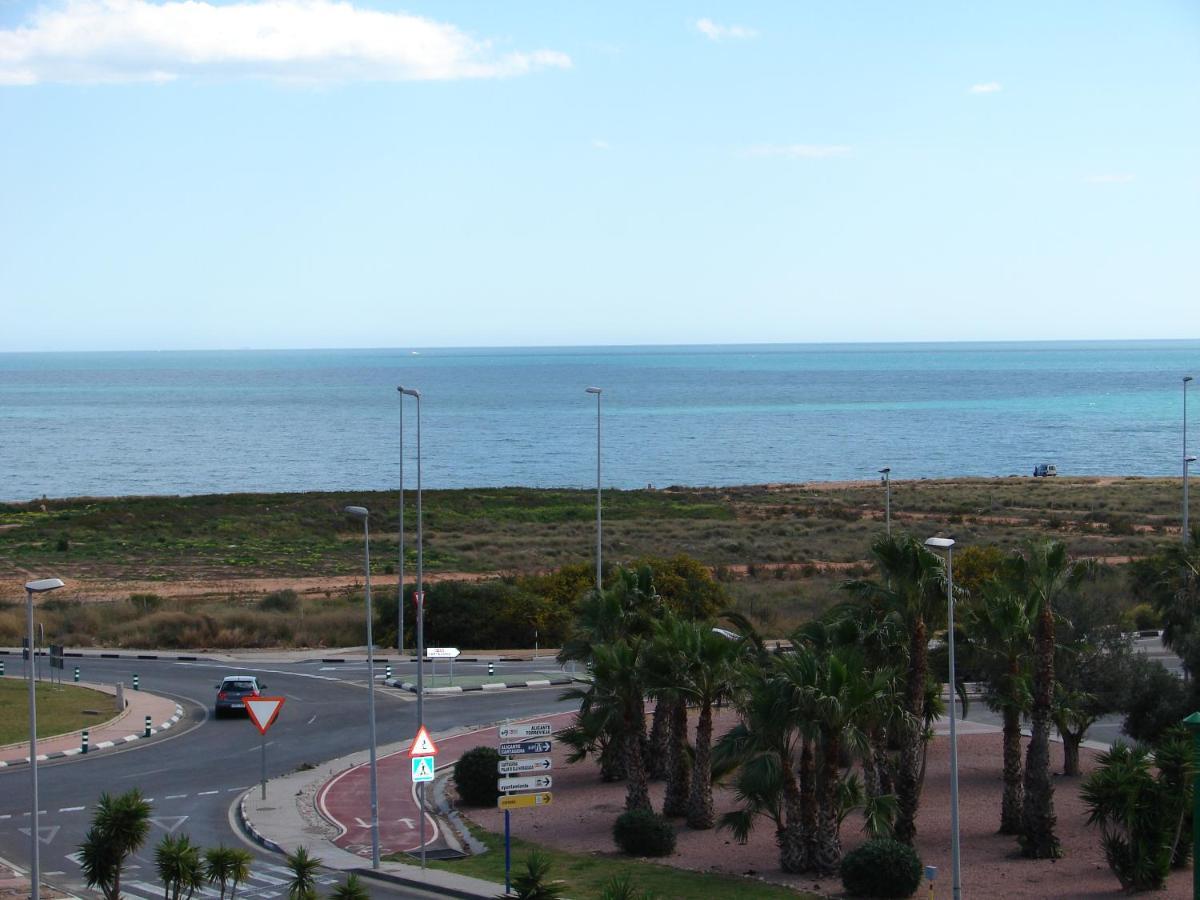 Апартаменты Apartamento En La Calma Con Vistas A La Piscina Аликанте Экстерьер фото