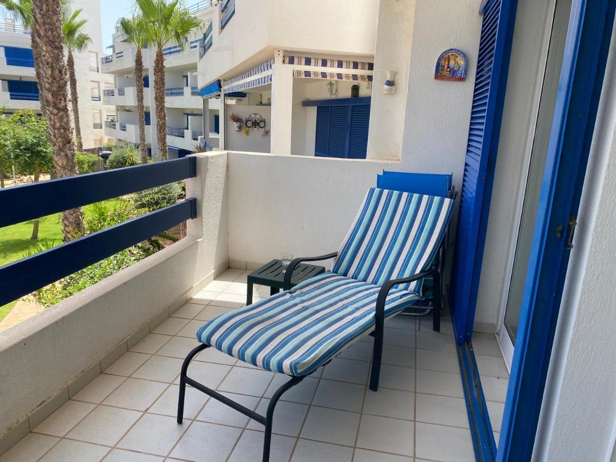 Апартаменты Apartamento En La Calma Con Vistas A La Piscina Аликанте Экстерьер фото