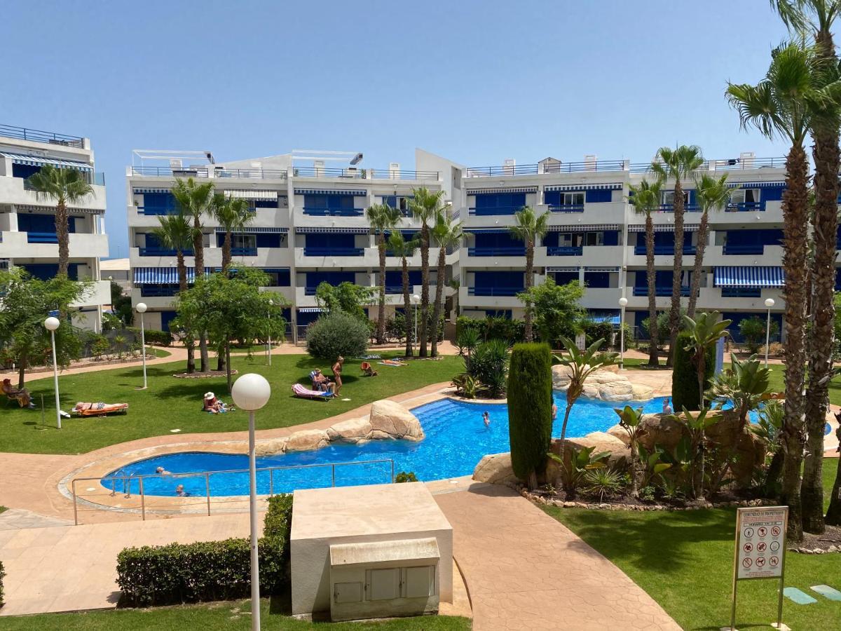 Апартаменты Apartamento En La Calma Con Vistas A La Piscina Аликанте Экстерьер фото
