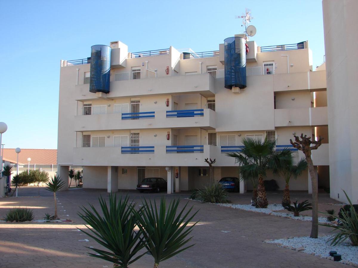 Апартаменты Apartamento En La Calma Con Vistas A La Piscina Аликанте Экстерьер фото